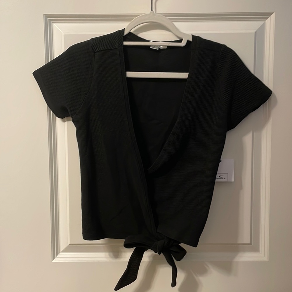 NEW WITH TAGS! O’Neill wrap crop top